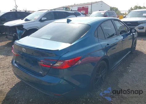 2025 Toyota Camry Se из США, поврежденный, VIN 4T1DAACK5SU168824